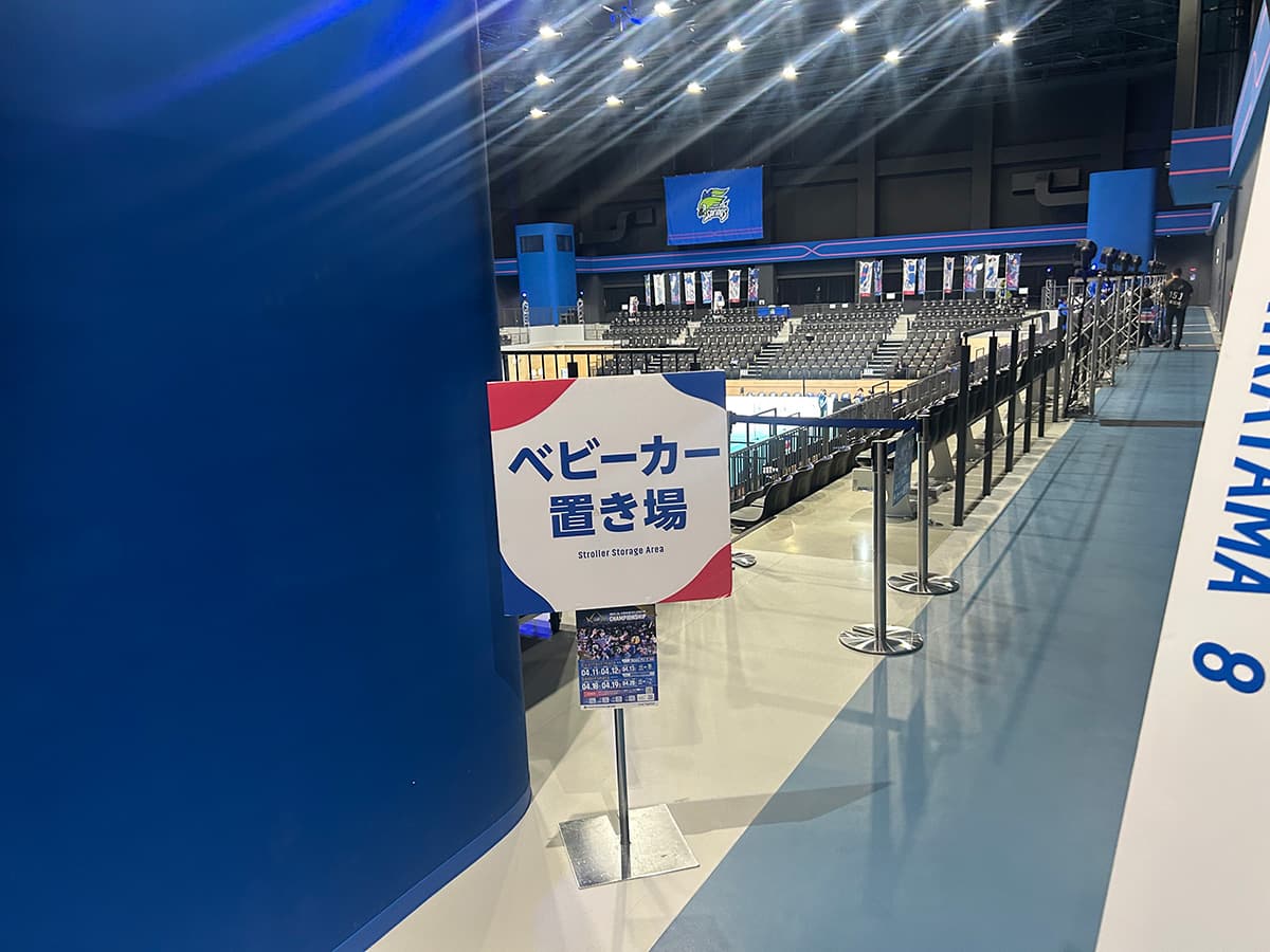 ベビーカー置き場
